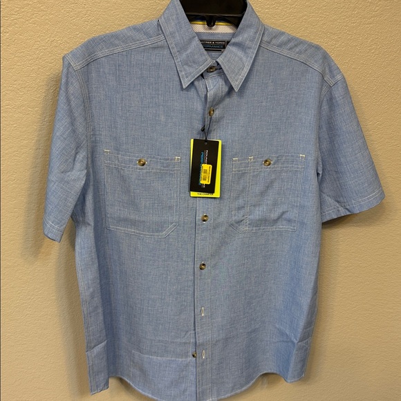 Roundtree & Yorke Other - Roundtree & Yorke Light Blue Casual Button Down Shirt